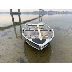 MODELL AQUARIB 4000 AKTION Dieser Monat mit Bootstrailer / Slipwagen mit Bugrad und Anh�ngerkupplung