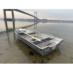 MODELL AQUARIB 4000 AKTION Dieser Monat mit Bootstrailer / Slipwagen mit Bugrad und Anh�ngerkupplung